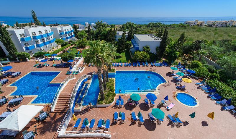 Paramount Hotel Apartments Protaras Bagian luar foto