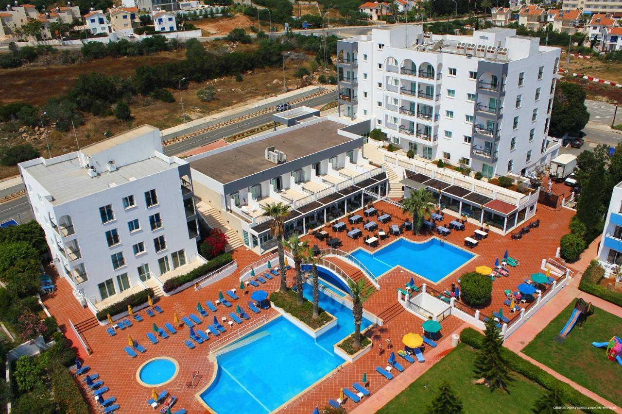 Paramount Hotel Apartments Protaras Bagian luar foto
