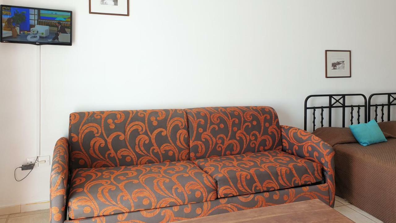 Paramount Hotel Apartments Protaras Bagian luar foto