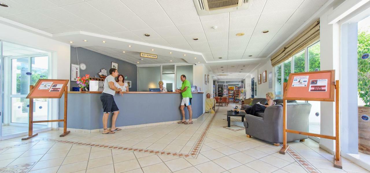 Paramount Hotel Apartments Protaras Bagian luar foto