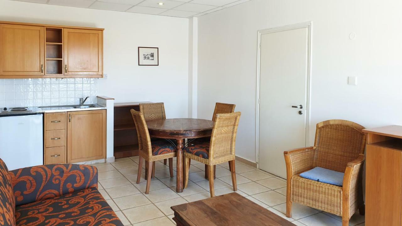 Paramount Hotel Apartments Protaras Bagian luar foto