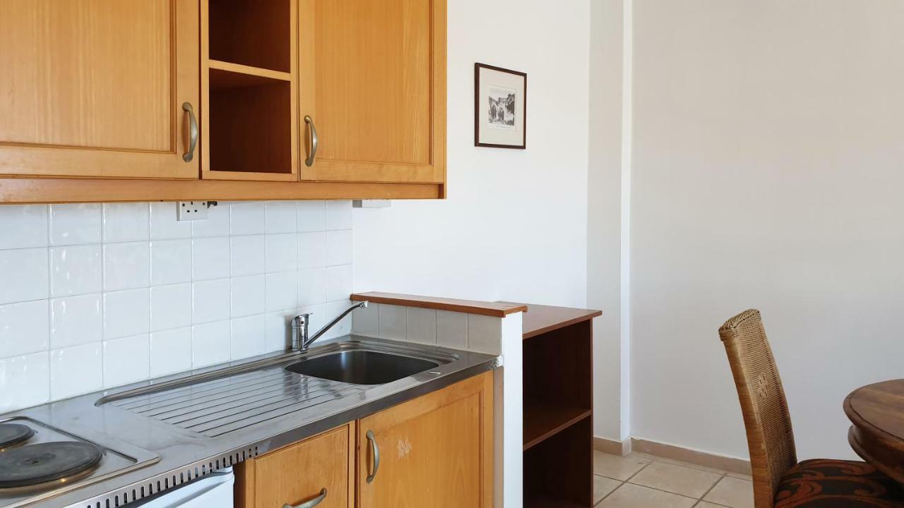 Paramount Hotel Apartments Protaras Bagian luar foto